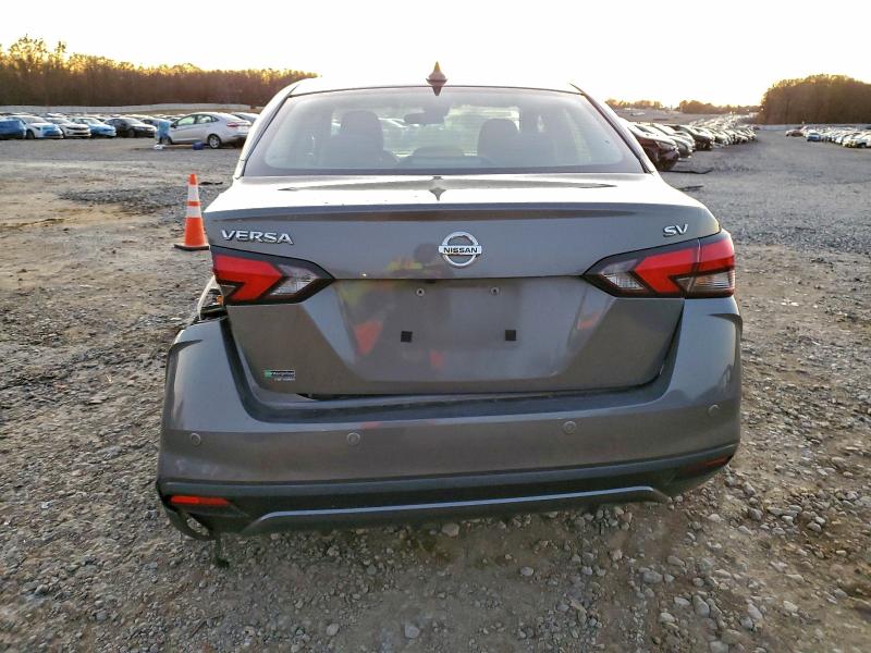 Фото 6 - NISSAN VERSA