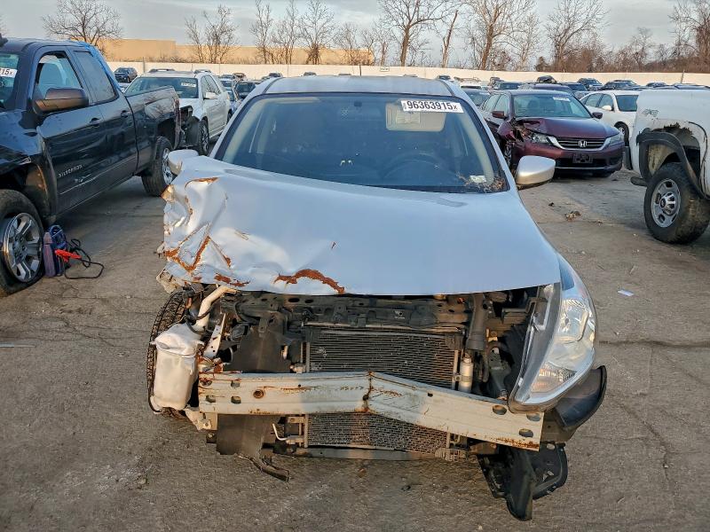 Фото 5 - NISSAN VERSA