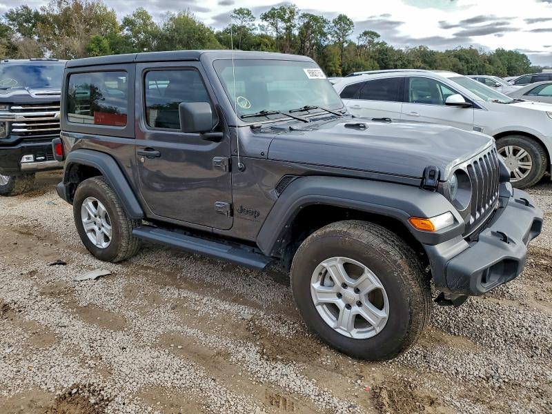 Фото 4 - JEEP WRANGLER