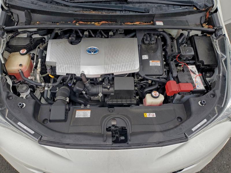 Фото 11 - TOYOTA PRIUS