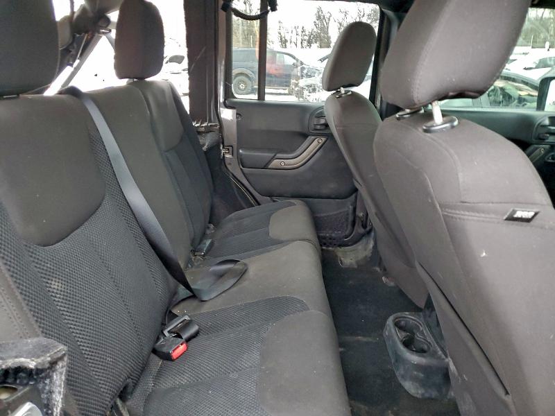 Фото 11 - JEEP WRANGLER