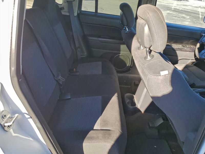 Фото 11 - JEEP COMPASS