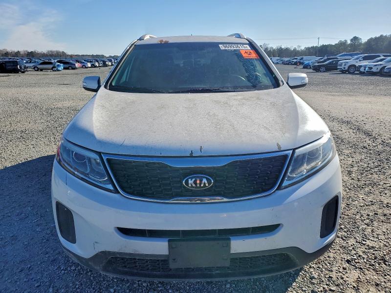 Фото 5 - KIA SORENTO