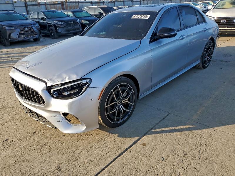 Фото 1 - MERCEDES-BENZ E-CLASS