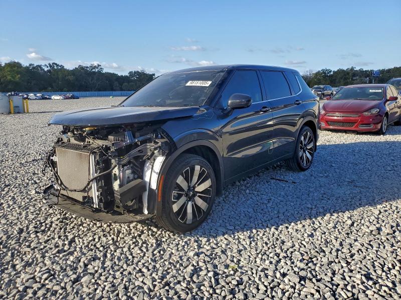 Фото 1 - MITSUBISHI OUTLANDER