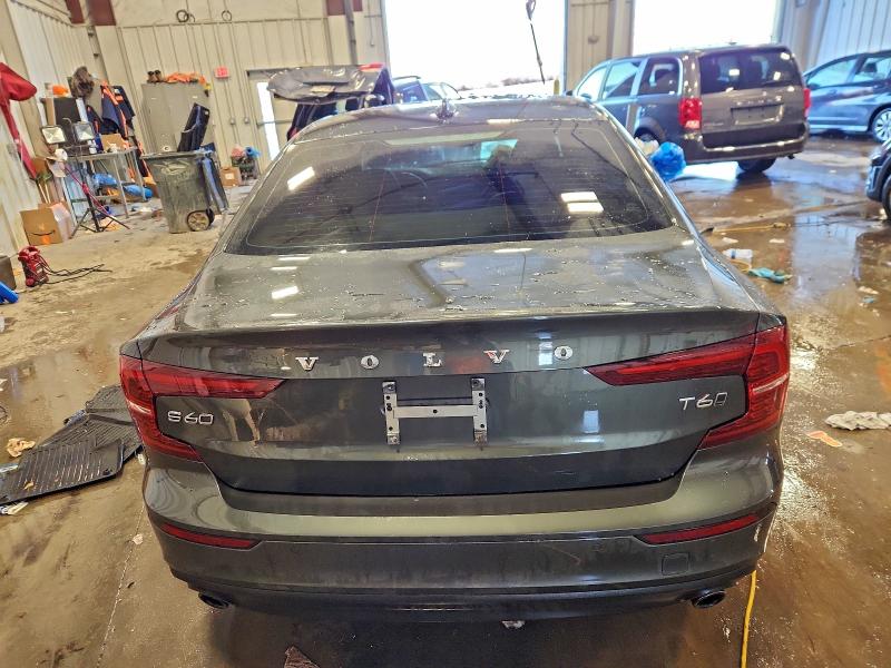 Фото 6 - VOLVO S60