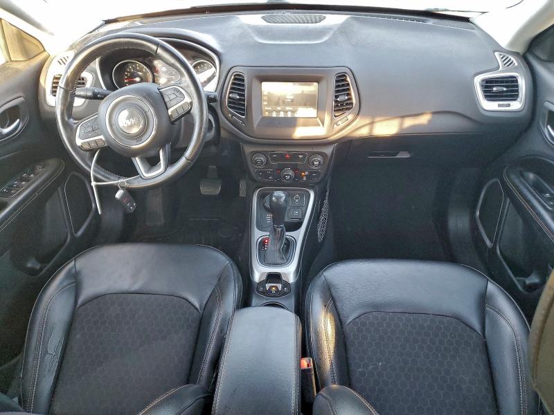 Фото 8 - JEEP COMPASS