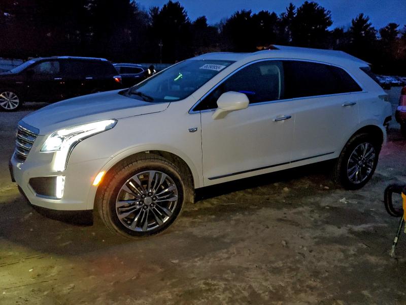 Фото 1 - CADILLAC XT5