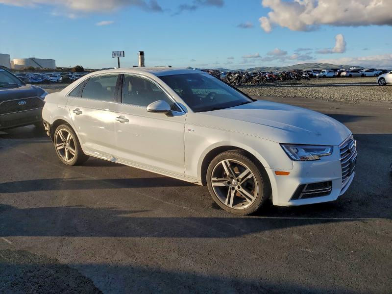 Фото 4 - AUDI A4