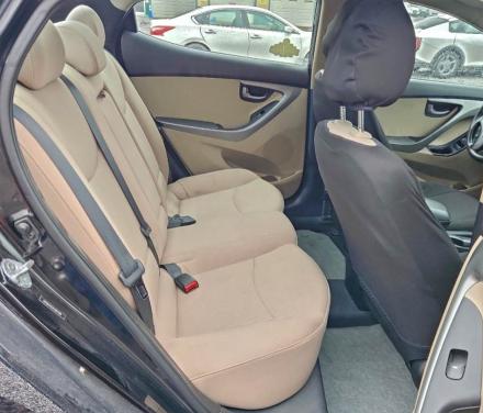 Фото 10 - HYUNDAI ELANTRA