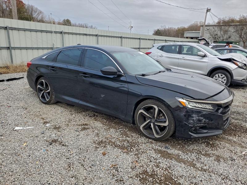 Фото 4 - HONDA ACCORD