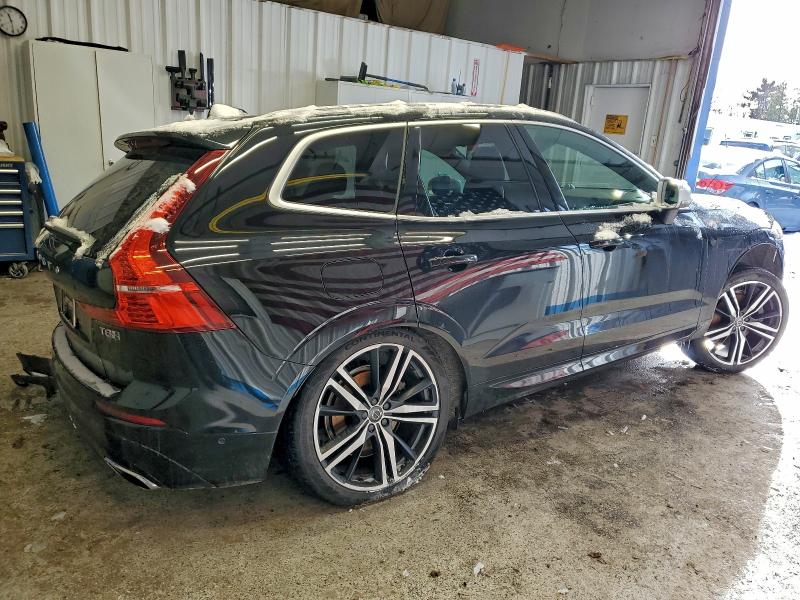 Фото 3 - VOLVO XC60