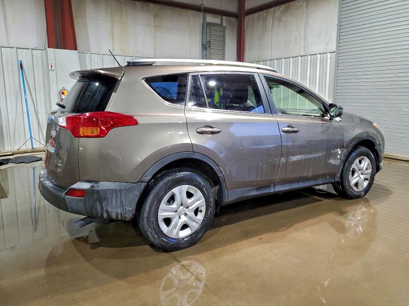 Фото 3 - TOYOTA RAV4