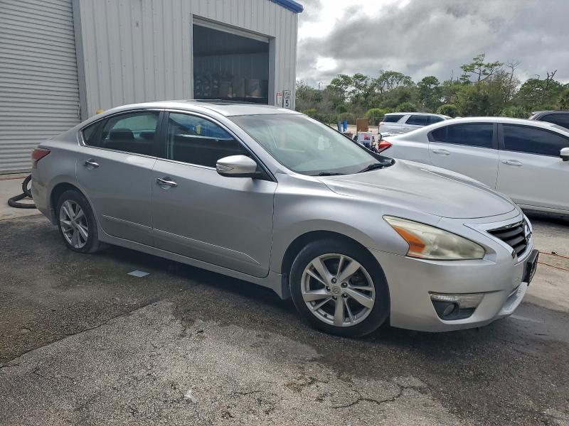 Фото 4 - NISSAN ALTIMA