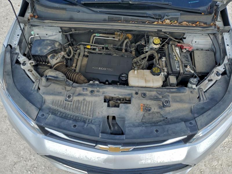 Фото 12 - CHEVROLET TRAX