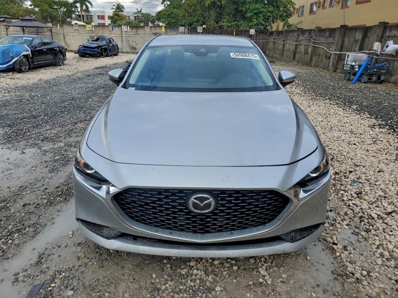 Фото 5 - MAZDA 3