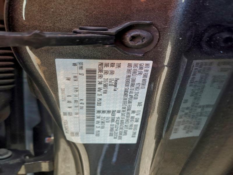 Фото 12 - FORD FOCUS