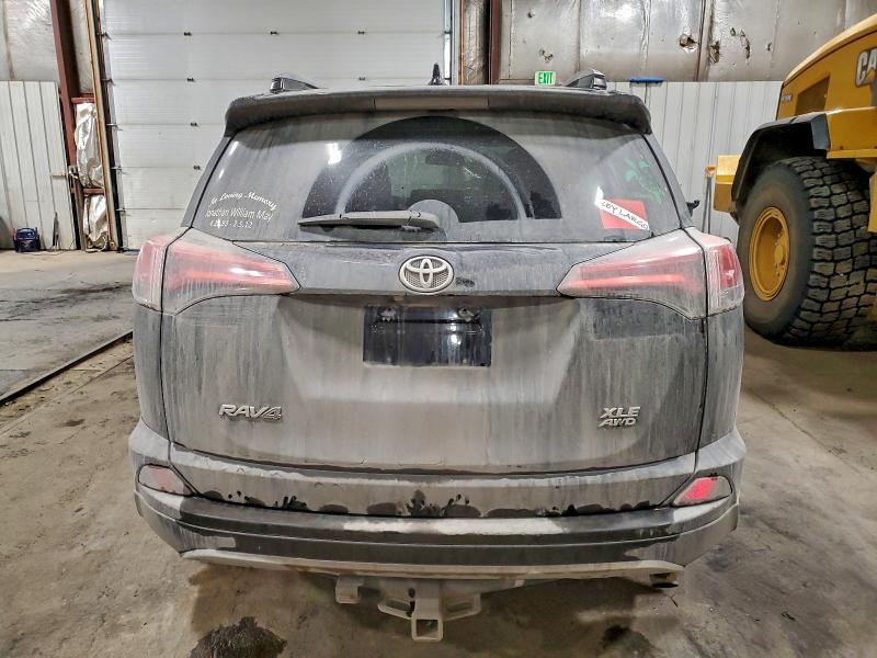 Фото 6 - TOYOTA RAV4