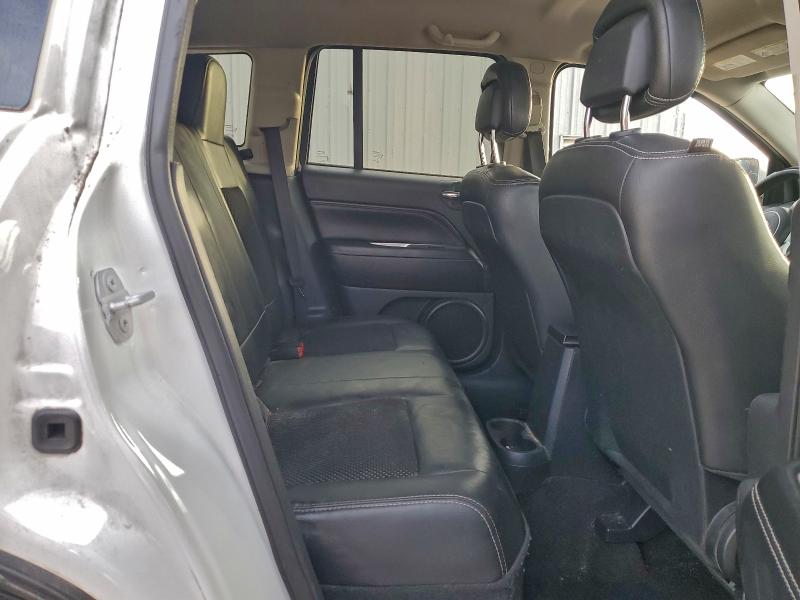 Фото 11 - JEEP COMPASS