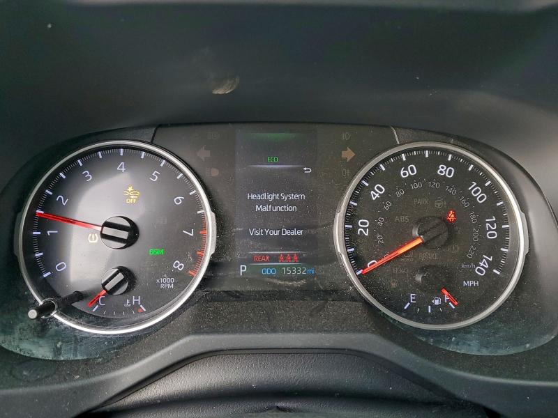 Фото 9 - TOYOTA RAV4