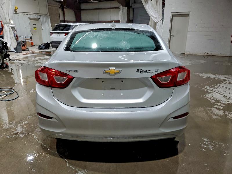 Фото 6 - CHEVROLET CRUZE