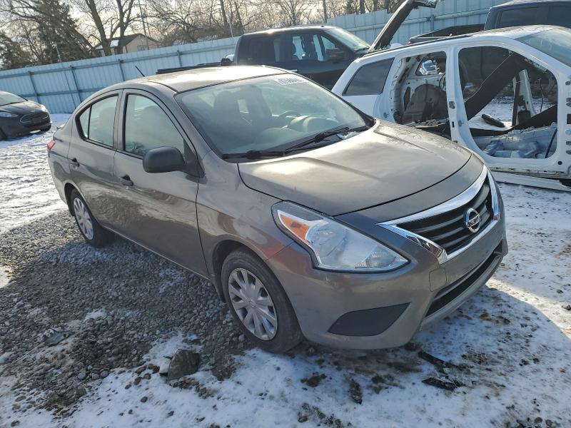 Фото 4 - NISSAN VERSA
