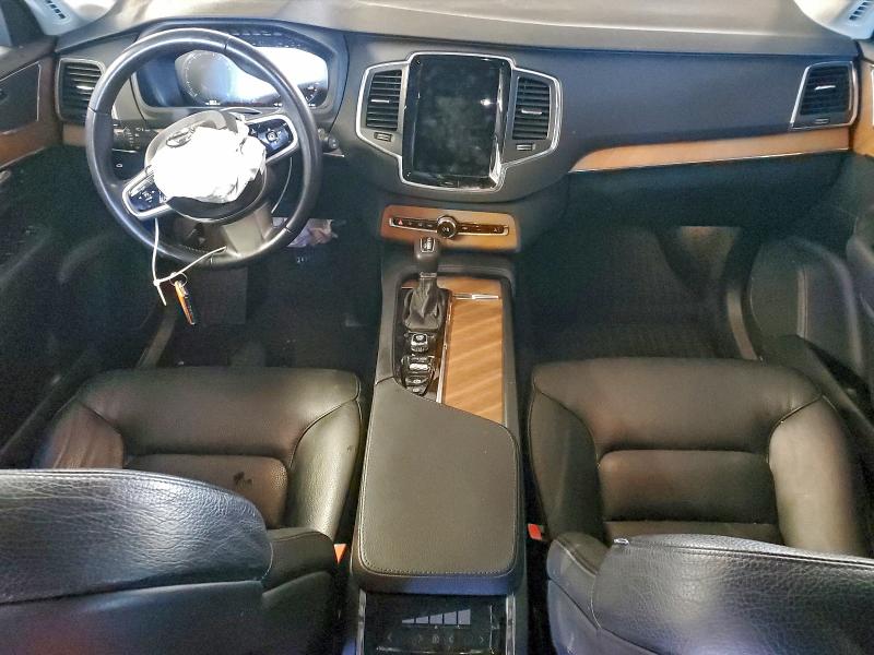 Фото 8 - VOLVO XC90