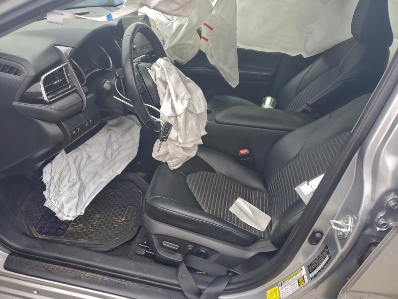 Фото 7 - TOYOTA CAMRY