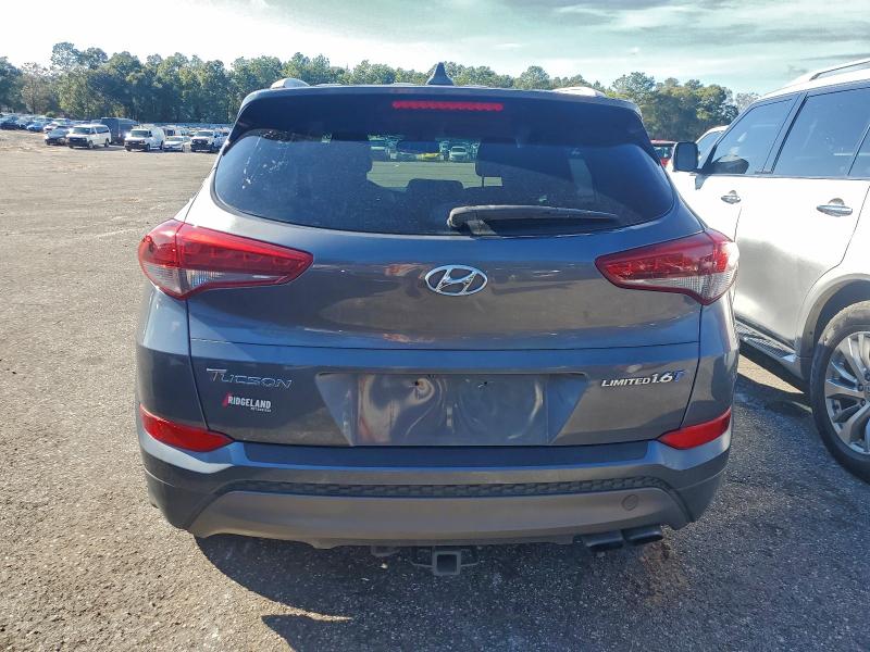Фото 6 - HYUNDAI TUCSON