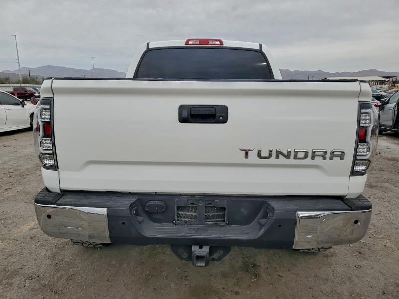 Фото 6 - TOYOTA TUNDRA