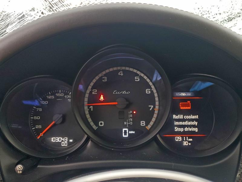 Фото 9 - PORSCHE MACAN