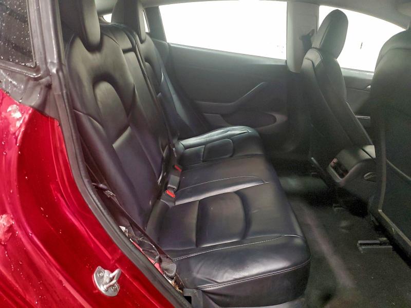 Фото 10 - TESLA MODEL 3