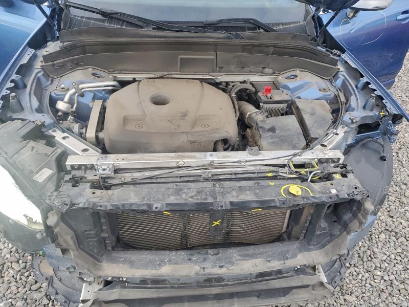 Фото 12 - VOLVO XC90