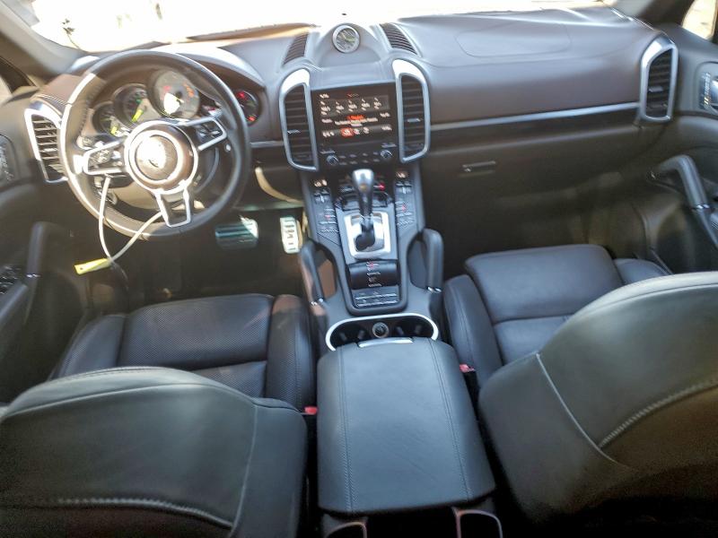 Фото 8 - PORSCHE CAYENNE