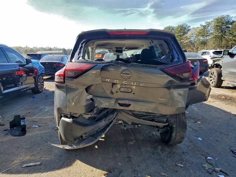 Фото 6 - NISSAN ROGUE