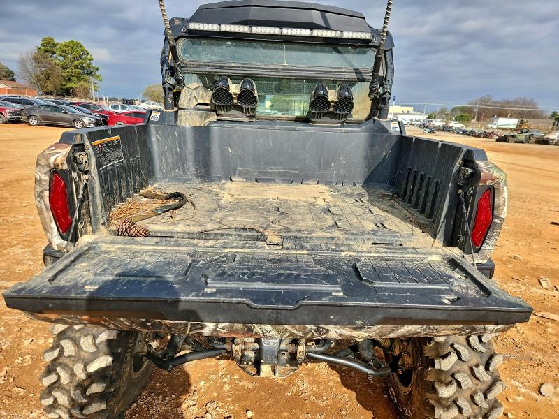 CAN-AM COMMANDER 2024