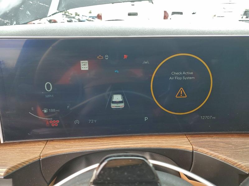 Фото 9 - HYUNDAI SANTA FE