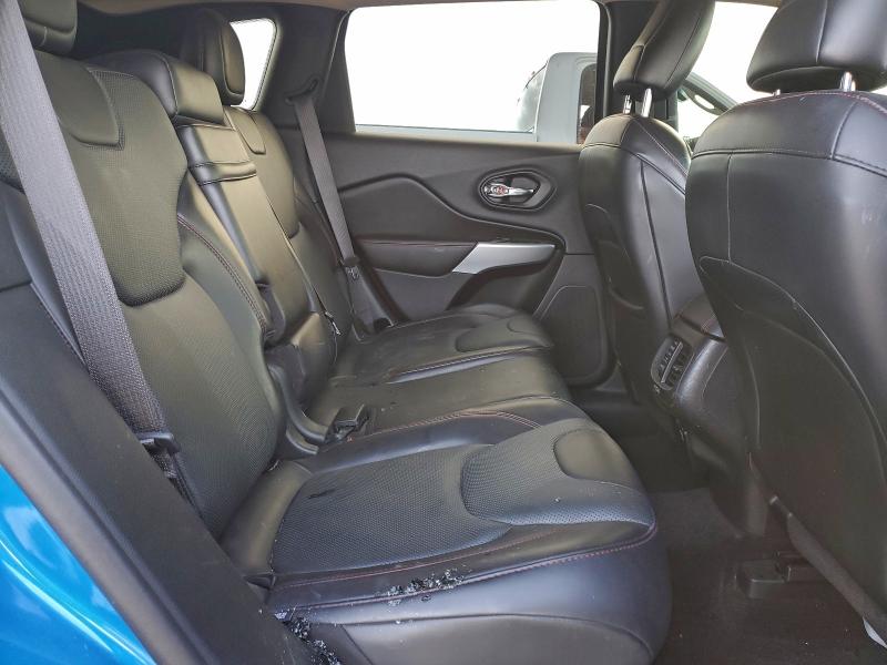 Фото 11 - JEEP CHEROKEE