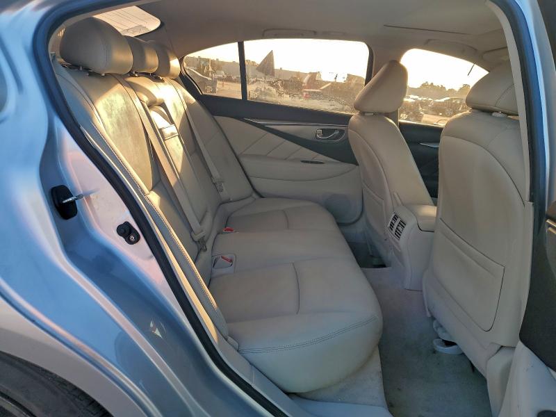 Фото 10 - INFINITI Q50