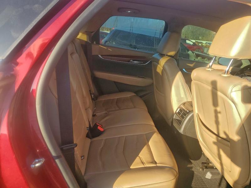 Фото 11 - CADILLAC XT5