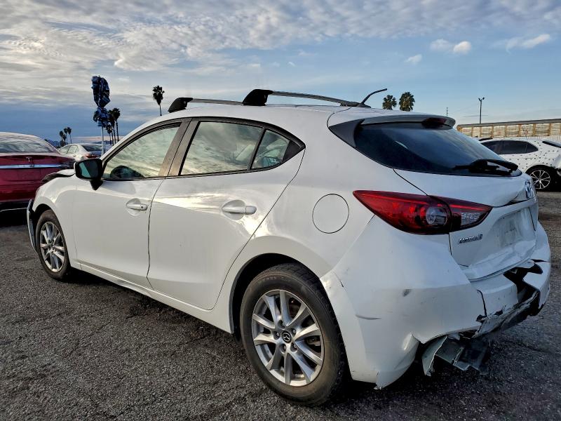 Фото 2 - MAZDA 3