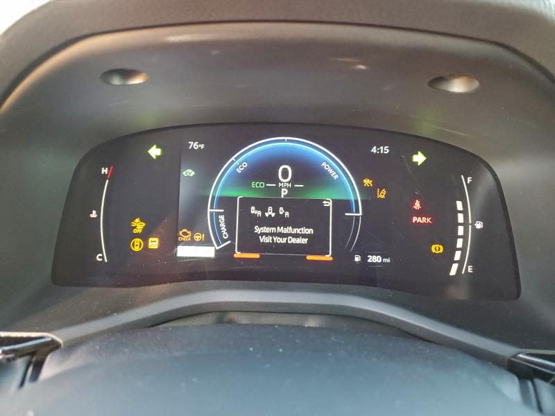 Фото 9 - TOYOTA CAMRY