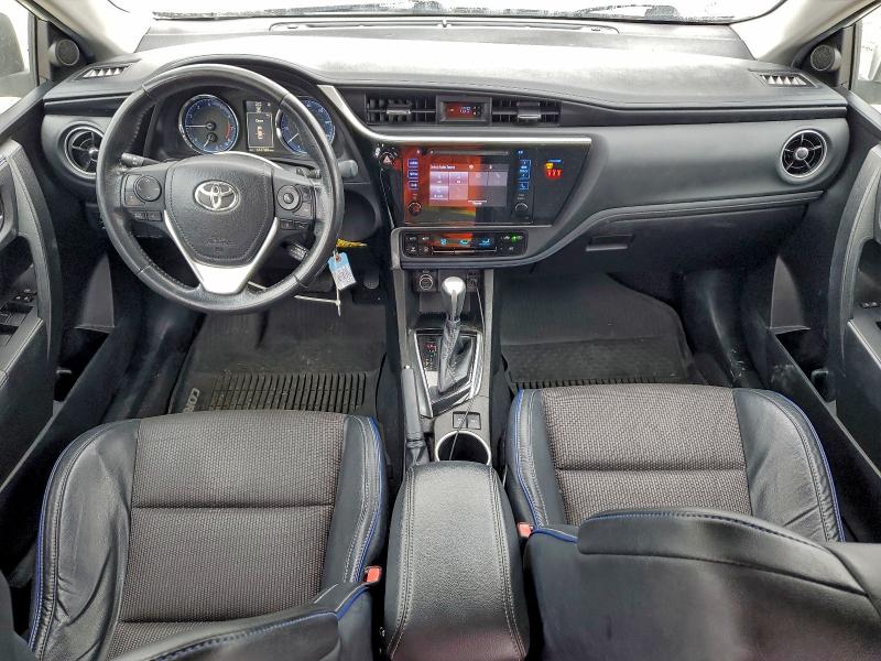 Фото 8 - TOYOTA COROLLA