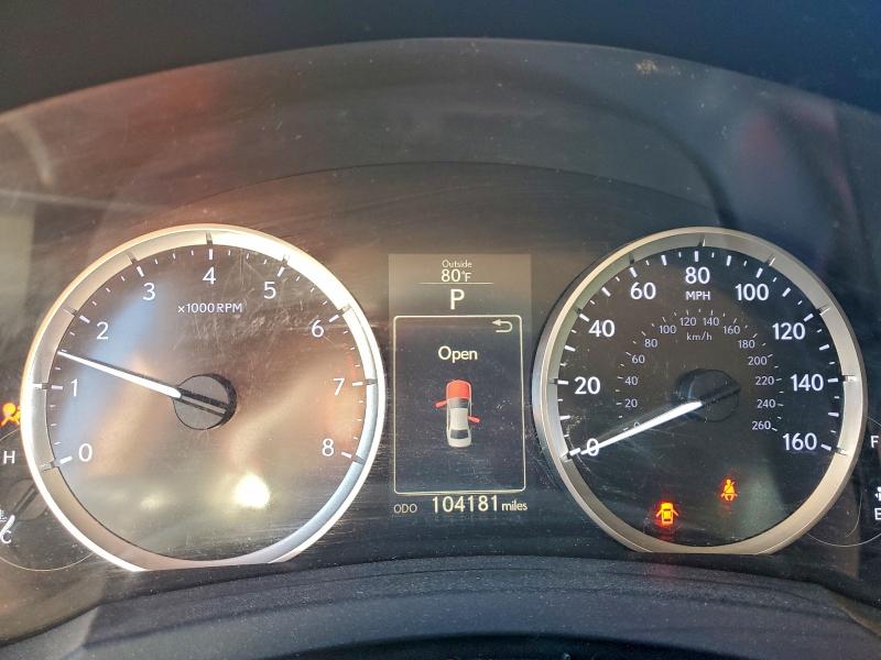 Фото 9 - LEXUS IS