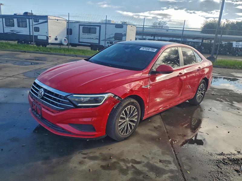 Фото 1 - VOLKSWAGEN JETTA