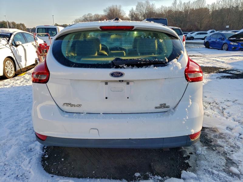 Фото 6 - FORD FOCUS