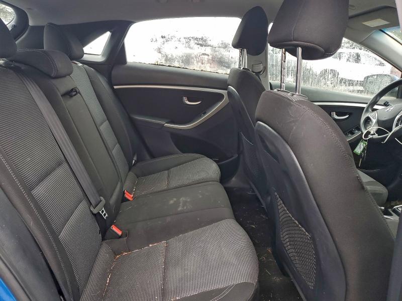 Фото 10 - HYUNDAI ELANTRA