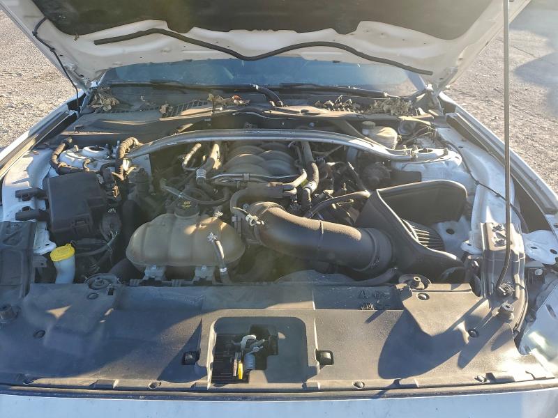 Фото 11 - FORD MUSTANG