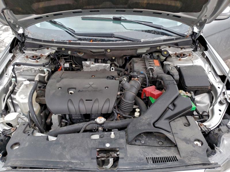 Фото 11 - MITSUBISHI LANCER