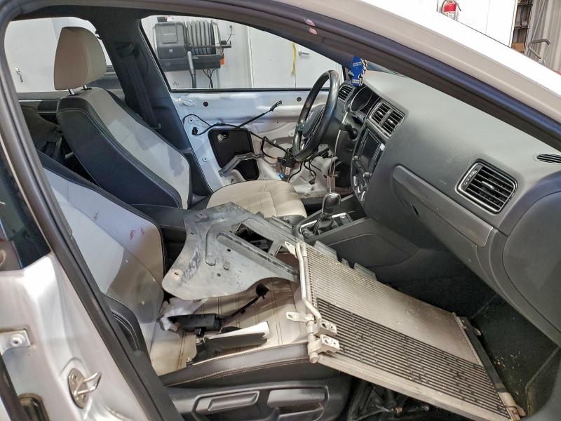 Фото 7 - VOLKSWAGEN JETTA